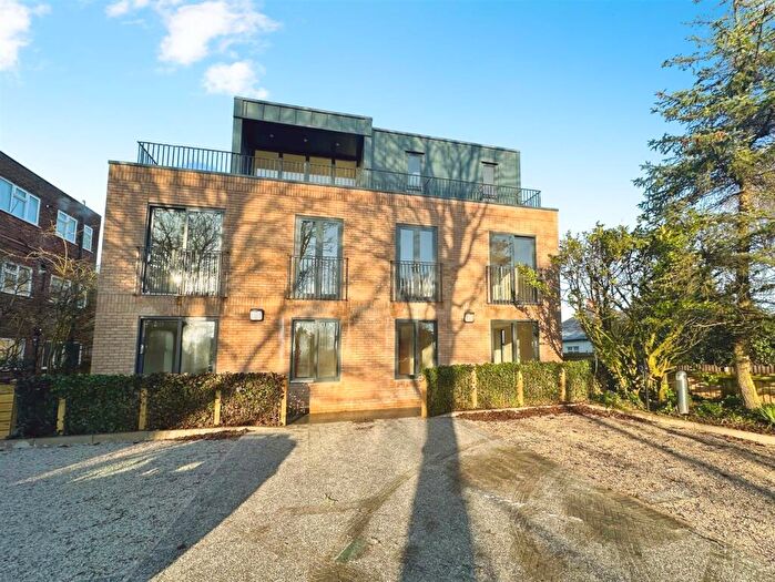 2 Bedroom Apartment To Rent In Chestnut View, Brows Lane, Formby, Liverpool, L37