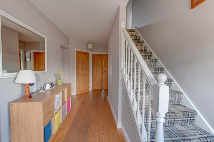 5 Bedroom Detached House For Sale In Bromsgrove Road, Studley, Warwickshire, B80