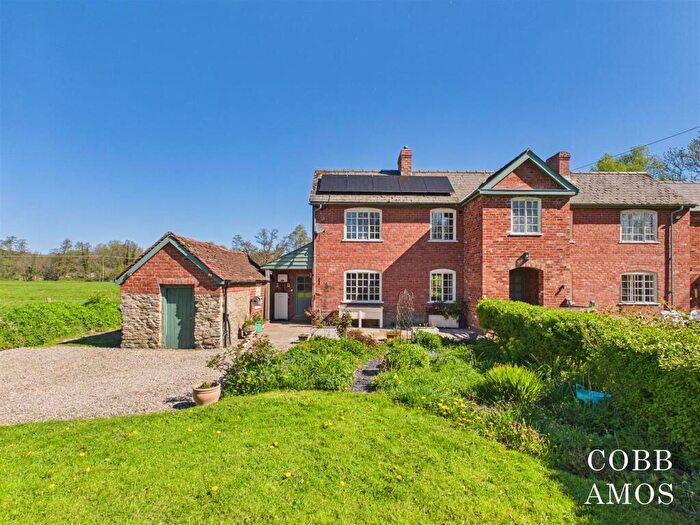 2 Bedroom Cottage For Sale In Noke Lane, Nr Pembridge, HR6