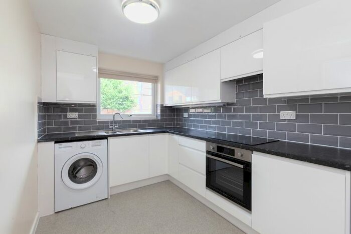 2 Bedroom Flat To Rent In Victor Street, Oxford, OX2