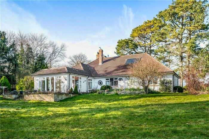 3 Bedroom Bungalow For Sale In Todber, Sturminster Newton, Dorset, DT10