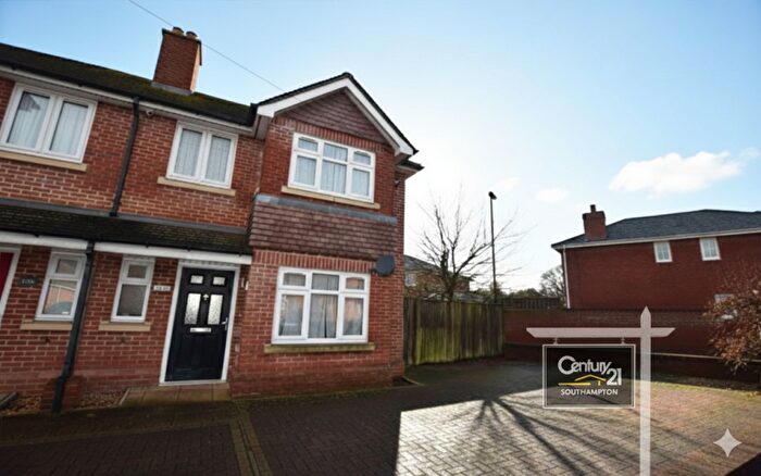 3 Bedroom End Of Terrace House For Sale In |Ref: |, St. James Road, Southampton, SO15