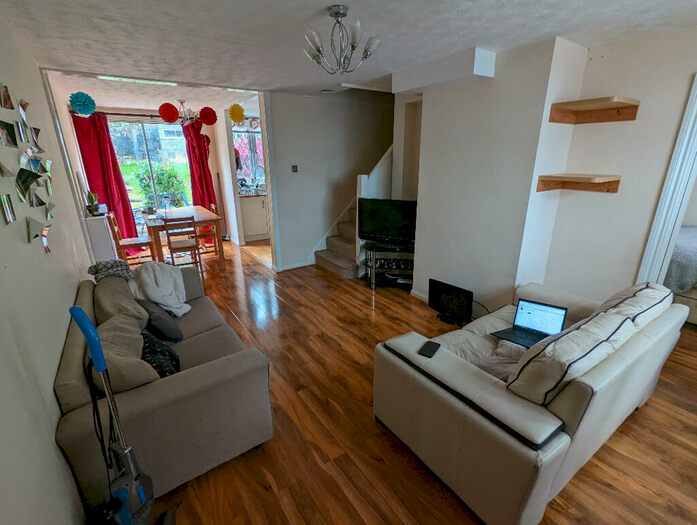 4 Bedroom Terraced House To Rent In Barnsdale Road, Reading, Berkshire, RG2