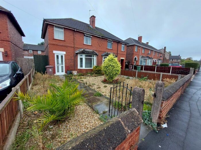 3 Bedroom Semi-Detached House To Rent In Queens Drive, Newton-Le-Willows, WA12