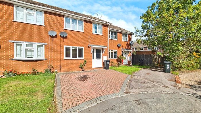 3 Bedroom Terraced House To Rent In Southwold Close, Lower Earley, Reading, RG6