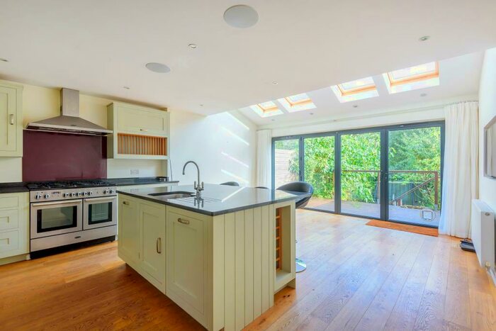4 Bedroom Terraced House To Rent In Enmore Gardens, East Sheen, SW14