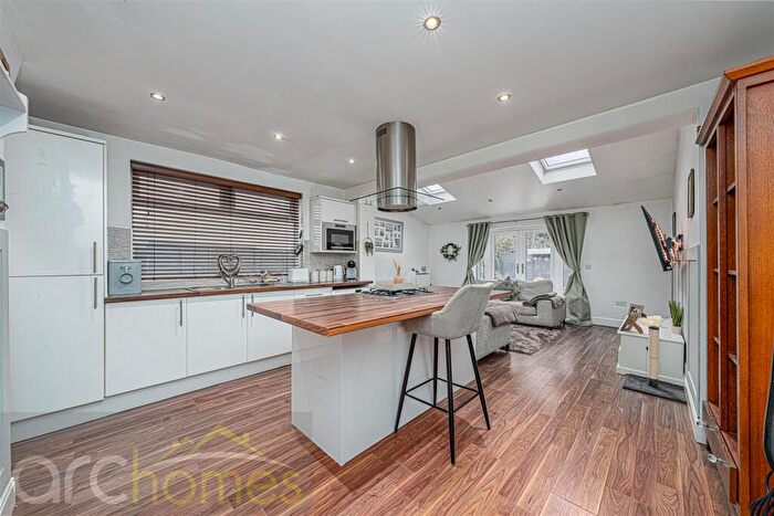 2 Bedroom End Of Terrace House To Rent In Bolton Road, Atherton, Manchester, M46