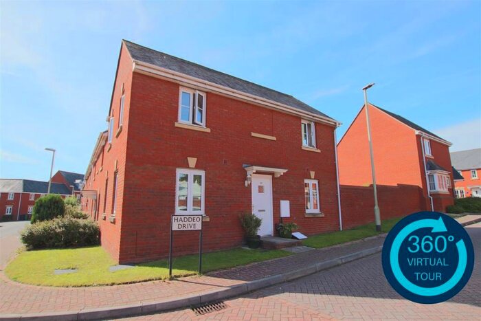 3 Bedroom End Of Terrace House To Rent In Haddeo Drive, Exeter, EX2
