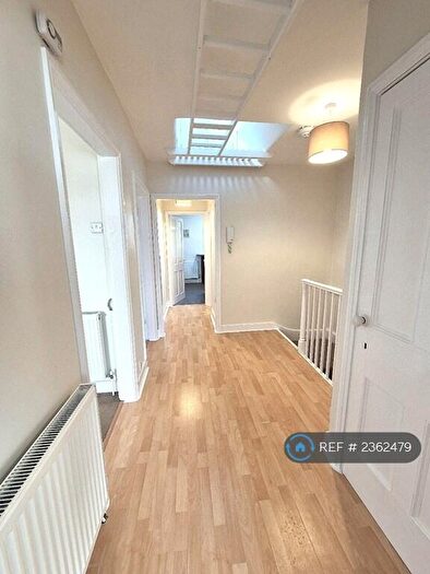 2 Bedroom Flat To Rent In Clifton, Bristol, BS8