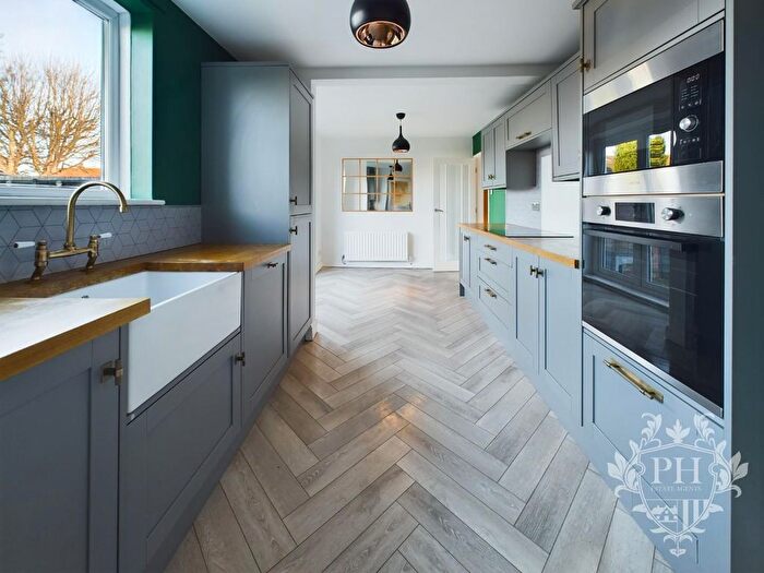 3 Bedroom Semi-Detached House For Sale In Keats Road, Normanby, TS6