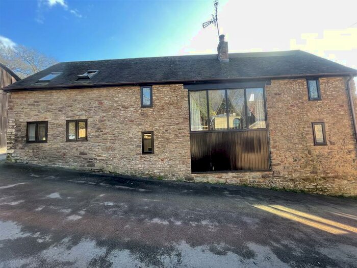 3 Bedroom Barn Conversion To Rent In Monmouth Road, Longhope, GL17