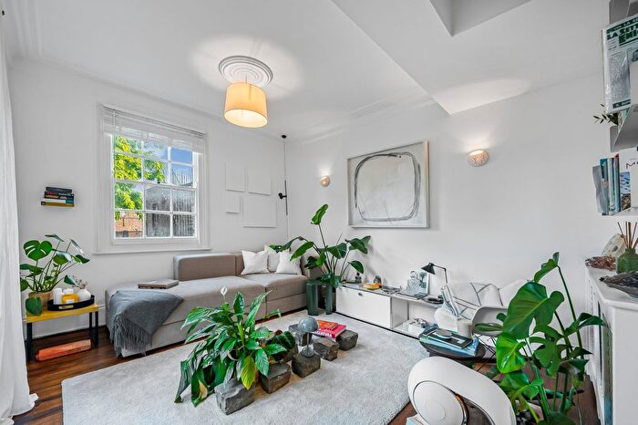 1 Bedroom Flat For Sale In Barnsbury Street, Barnsbury, N1