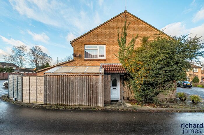 2 Bedroom Terraced House For Sale In Thornford Drive, Westlea, Swindon, SN5