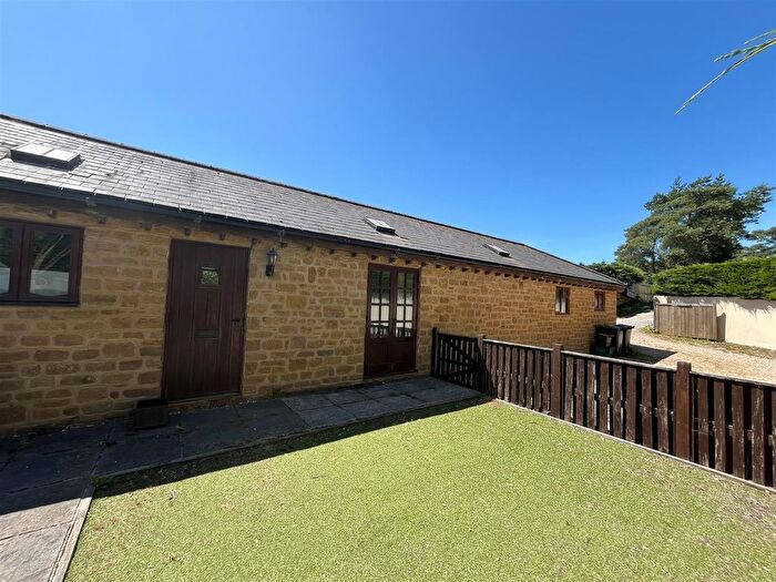 2 Bedroom Semi Detached Bungalow To Rent In Honeycombe Farm, Broadwindsor, Beaminster, DT8