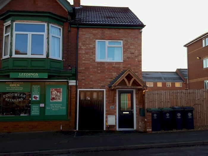 1 Bedroom Maisonette To Rent In Station Road, Rushden, NN10