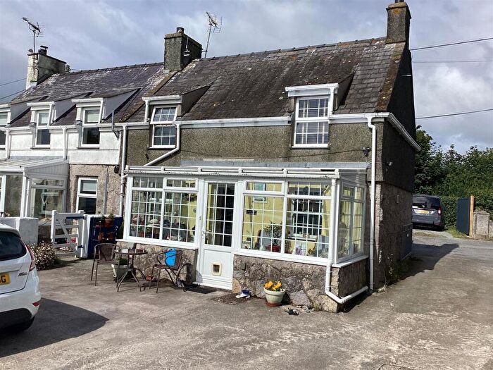 2 Bedroom House For Sale In Penrhos Terrace, Moelfre, LL72