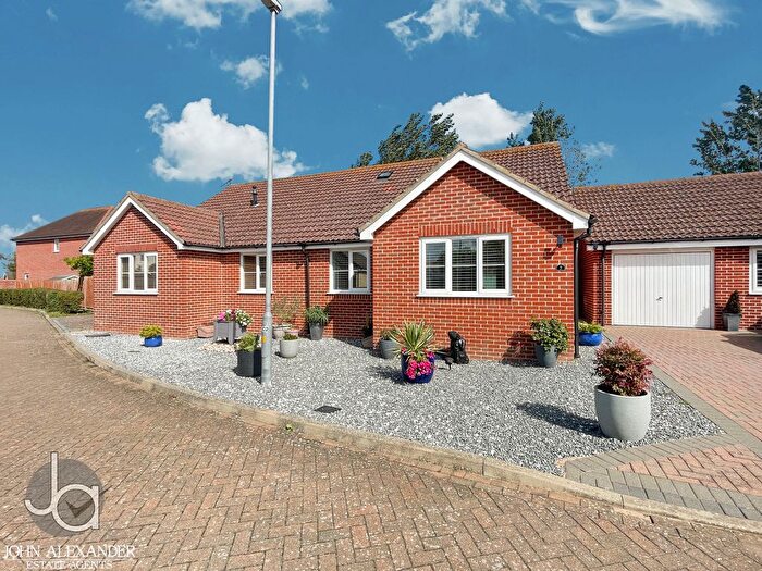 2 Bedroom Semi-Detached Bungalow For Sale In Mulberry Gardens, Langenhoe, Colchester, CO5