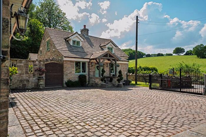 4 Bedroom Cottage For Sale In Crisp Cottage, Crow Lane, Dalton, WN8