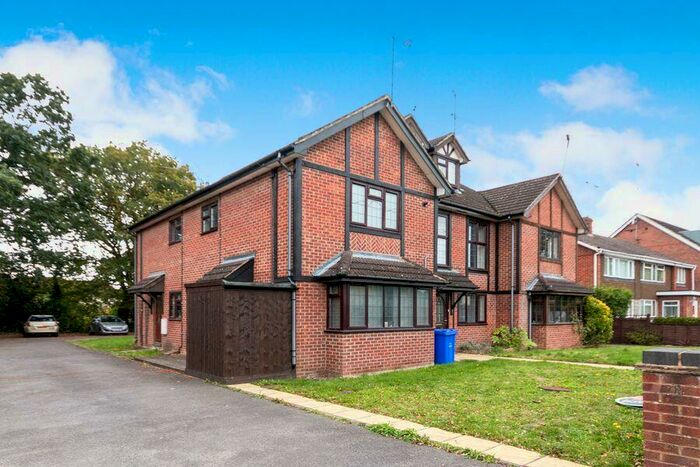 1 Bedroom Terraced House To Rent In Andrew Court, Farnborough, GU14