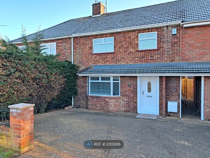 3 Bedroom Terraced House To Rent In Mountsteven Avenue, Peterborough, PE4