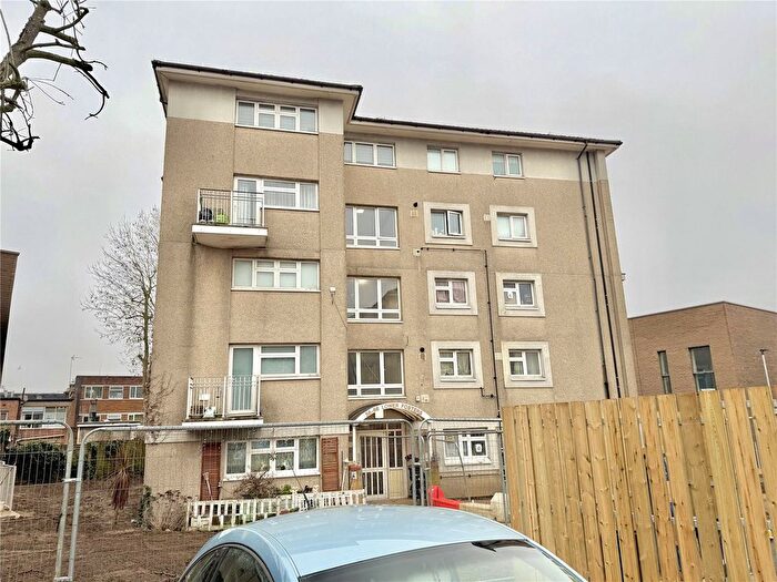 1 Bedroom Flat To Rent In Lower Fosters, NW4