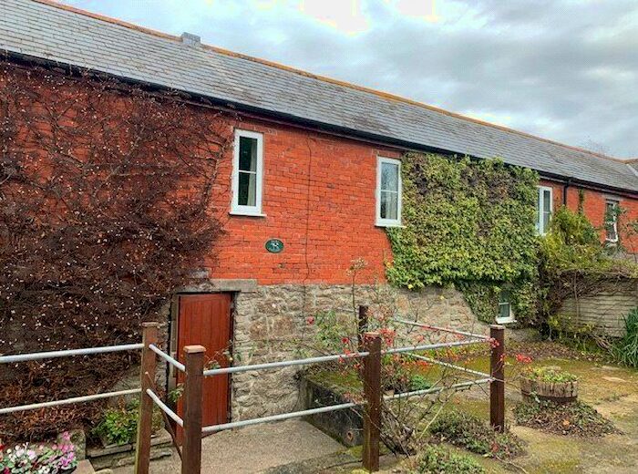 3 Bedroom Terraced House To Rent In Bridport DT6