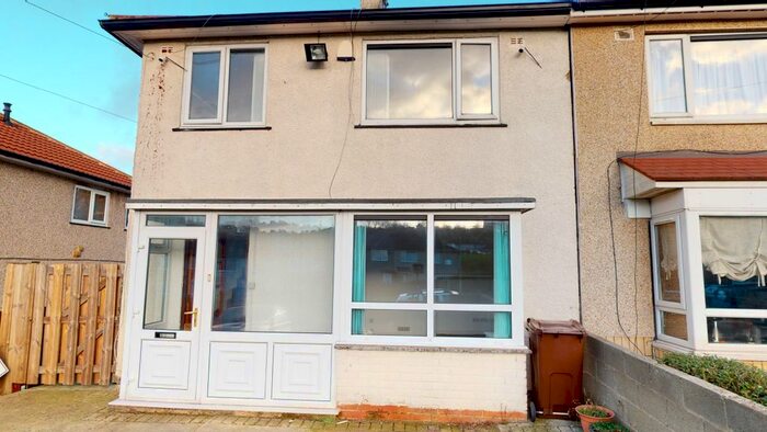 3 Bedroom Semi-Detached House To Rent In Haigh Corner, Greenagates BD10