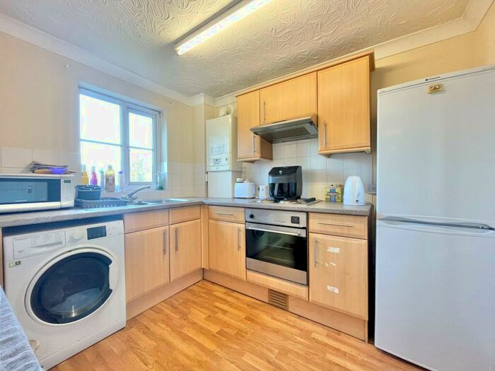 2 Bedroom Flat To Rent In Northampton Court, Norwich, NR1