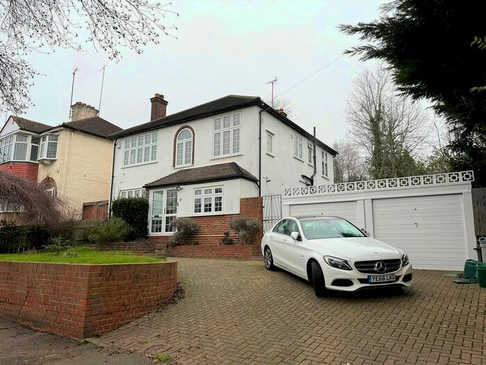 5 Bedroom Detached House To Rent In The Chase, Bromley BR1