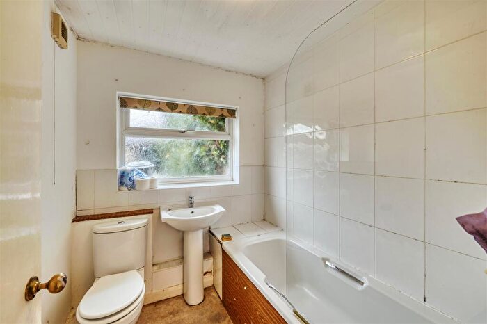 3 Bedroom Terraced House For Sale In The Green, Woodford, NN14