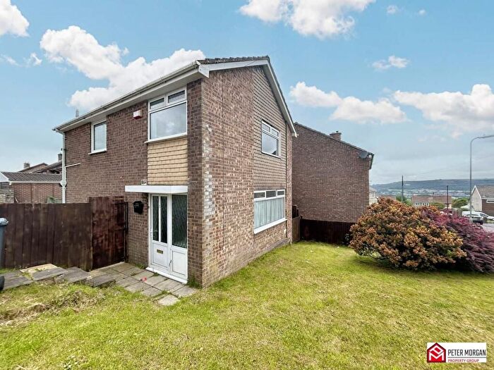 3 Bedroom Detached House For Sale In Brynau Wood, Neath, SA11