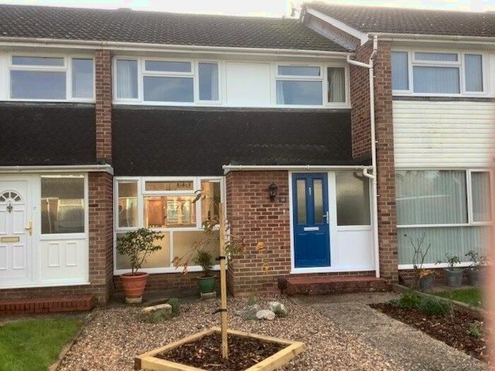 3 Bedroom Terraced House To Rent In Kingfisher Drive, Woodley, Reading, RG5