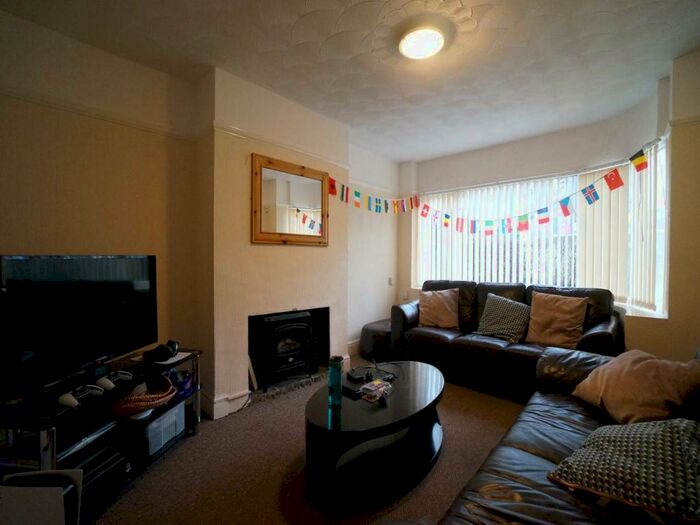 5 Bedroom House To Rent In Deiniol Road, Bangor, Gwynedd, LL57