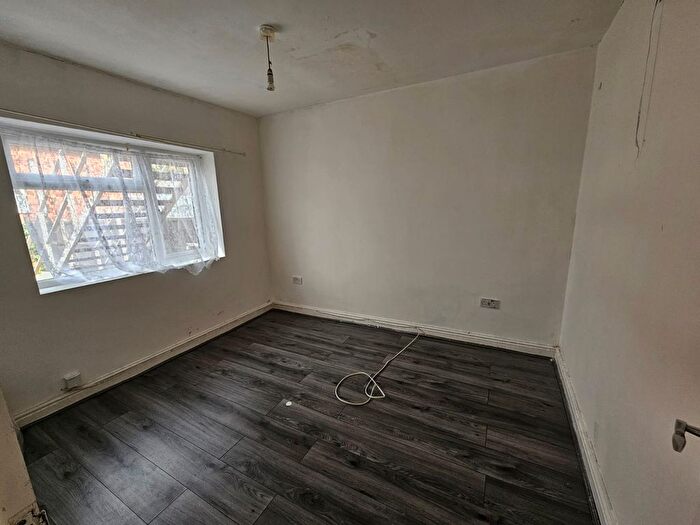 1 Bedroom Flat To Rent In Alum Rock Road, Birmingham, B8
