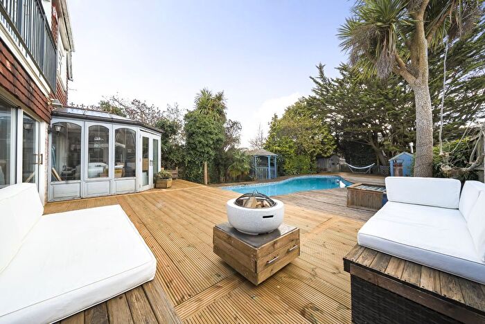 4 Bedroom Detached House To Rent In Maytree Avenue, Findon Valley, Worthing, West Sussex, BN14