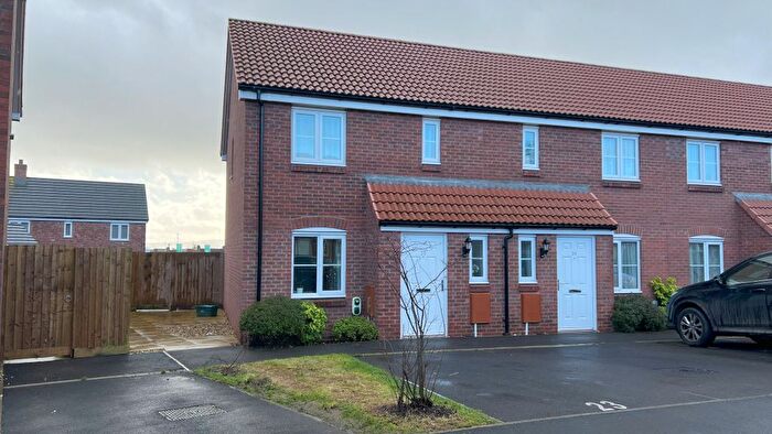 2 Bedroom End Of Terrace House For Sale In Bilberries Close, Taunton, TA2