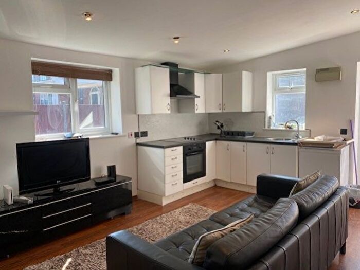 1 Bedroom Flat To Rent In North Hyde Road, Hayes, Greater London, UB3