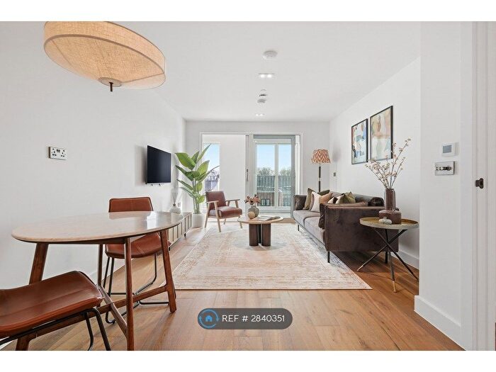 1 Bedroom Flat To Rent In White Horse Road, London, E1