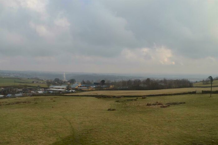 2 Bedroom Apartment To Rent In Bank Top, Southowram, Halifax, HX3