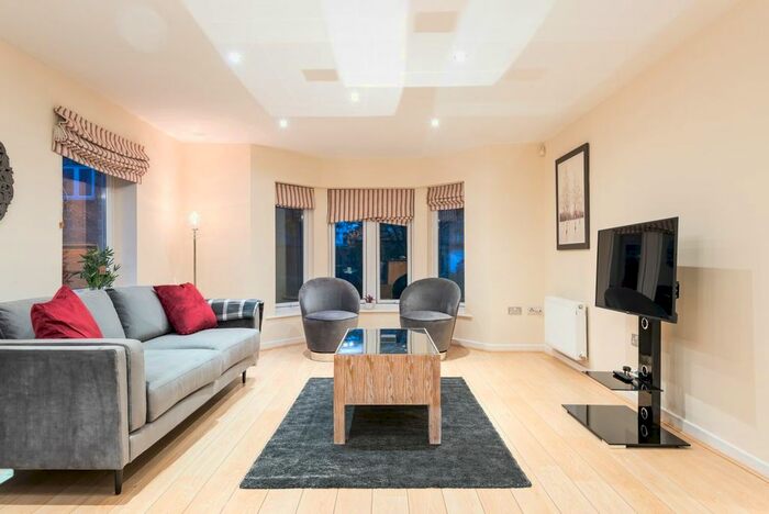 2 Bedroom Flat To Rent In Olympian Court, York, YO10