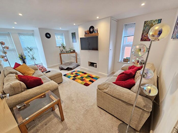 2 Bedroom Flat For Sale In Bronington Close, Manchester, M22
