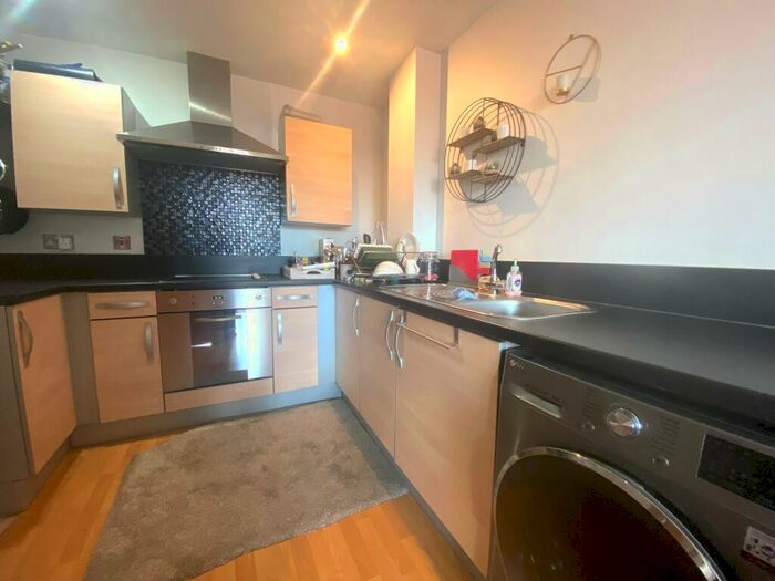 2 Bedroom Apartment To Rent In Camden Street, Jewellery Quarter, B1