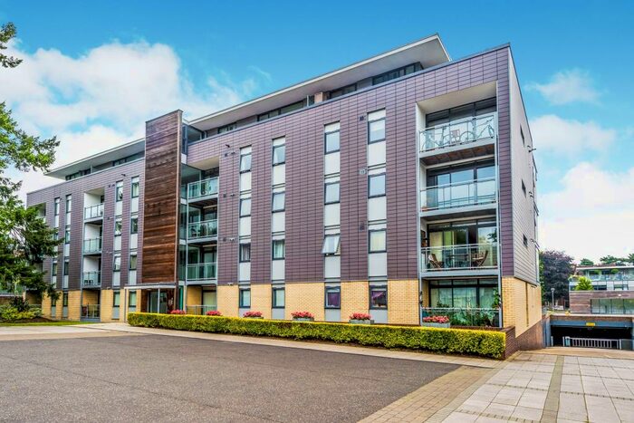 2 Bedroom Apartment To Rent In Newsom Place, AL1