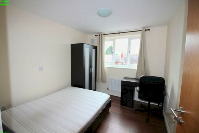 2 Bedroom Apartment To Rent In Swan Court, Swan Lane, Stoke, Coventry, CV2