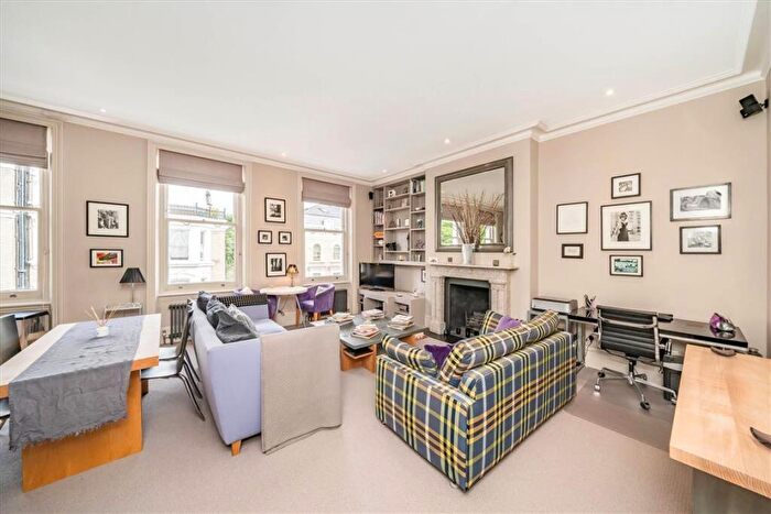 1 Bedroom Flat To Rent In Redcliffe Square, South Kensington, SW10