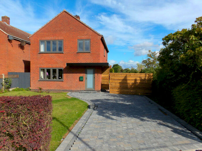 4 Bedroom House To Rent In Hardys Close, Cropwell Bishop, NG12