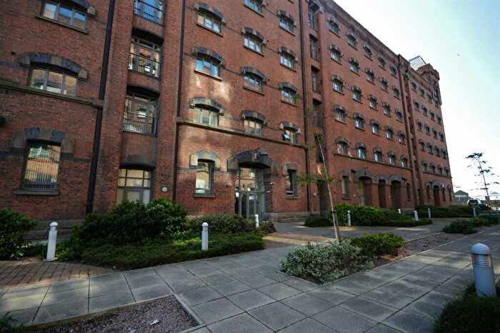 2 Bedroom Apartment To Rent In East Float Quay Dock Road Wirral, CH41
