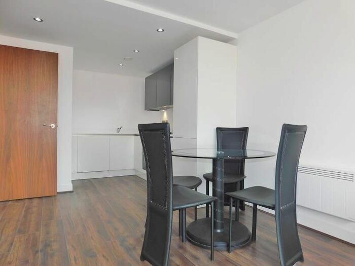 1 Bedroom Flat To Rent In Madison House, Wrentham Street, Birmingham, B5