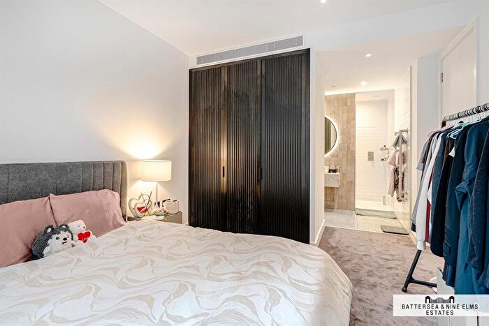2 Bedroom Apartment To Rent In Legacy Building, Embassy Gardens, SW11