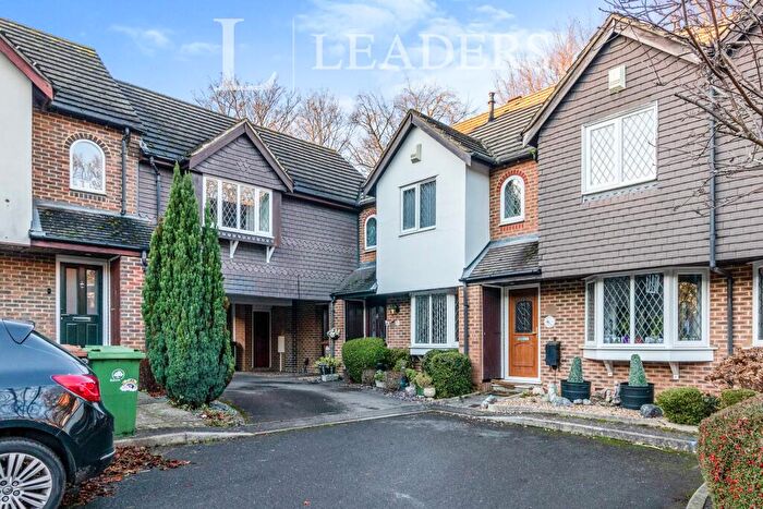1 Bedroom Flat To Rent In Sevenoaks Close, SM2